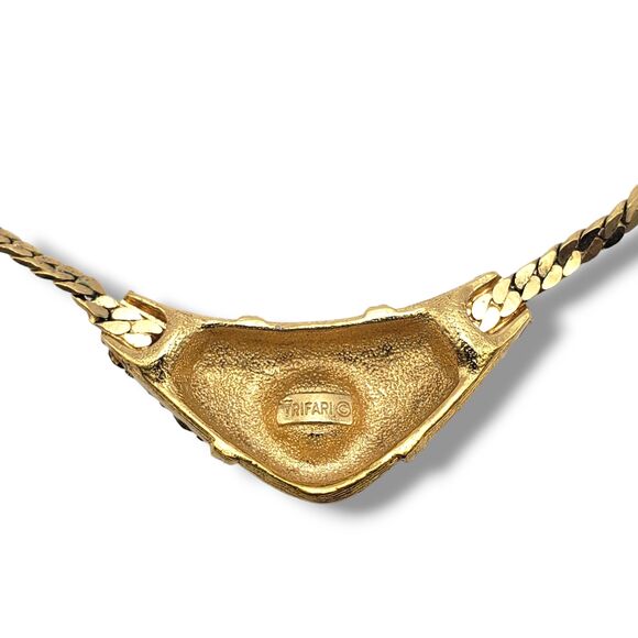 Crown Trifari Gold Tone Chain Rhinestone Center Collar Necklace Vintage Retro - Picture 4 of 11